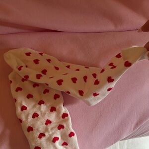 Brandy Melville heart socks never worn just took out of packaging